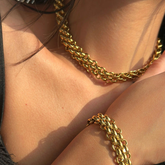 Flourish Braided flat chain necklace